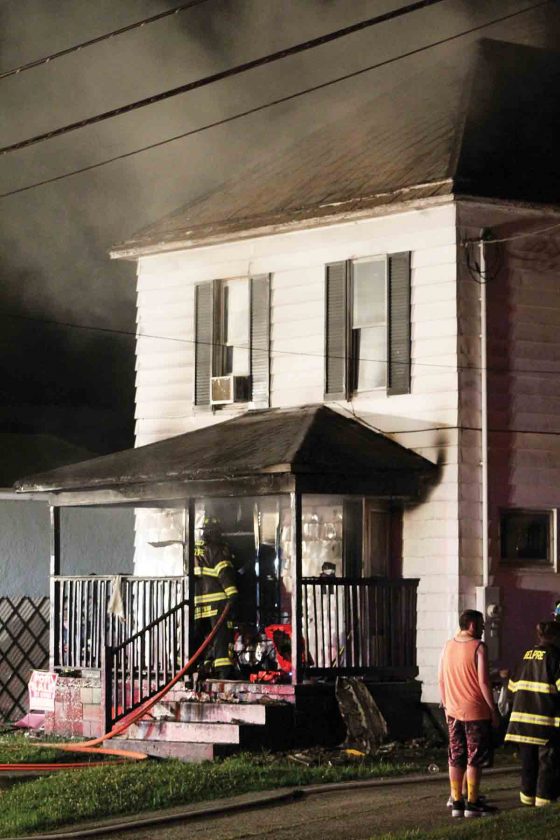 House fire closes Walnut Street News, Sports, Jobs News and Sentinel